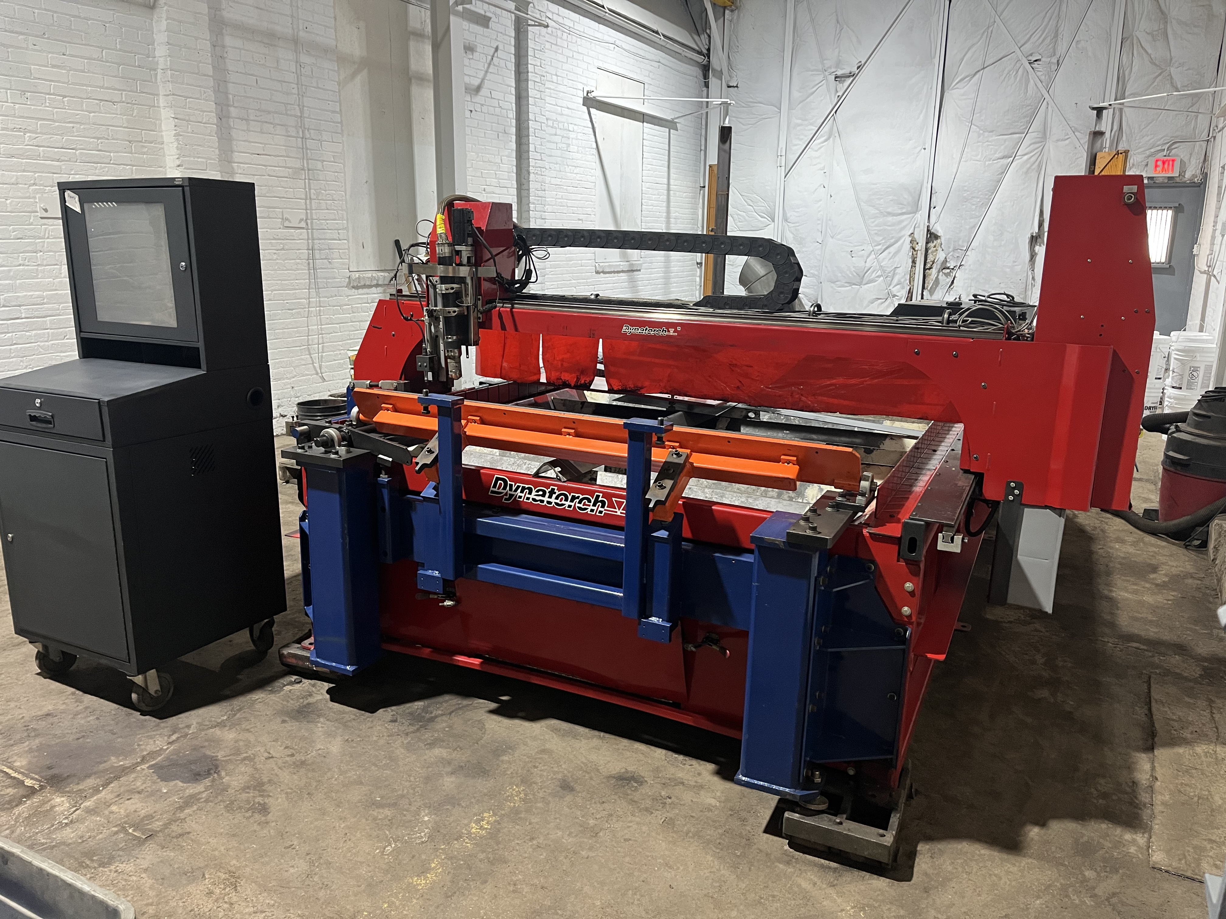 5' X 10' Dynatorch XLE Plasma Cutting System  